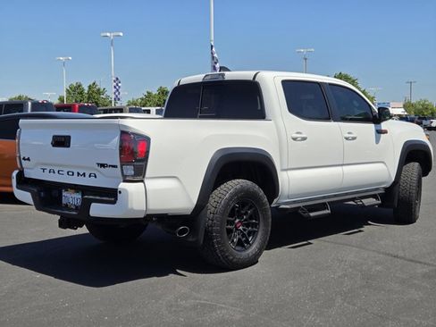 Used 2020 Toyota Tacoma TRD Pro AWD/4WD image 4