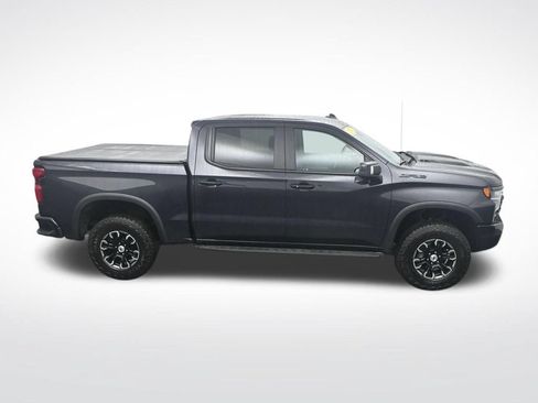 Used 2024 Chevrolet Silverado 1500 ZR2 w/ Technology Package AWD/4WD image 32