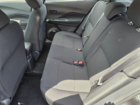 New 2025 Nissan Kicks Play S image 5