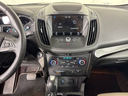 Used 2019 Ford Escape SEL FWD image 29