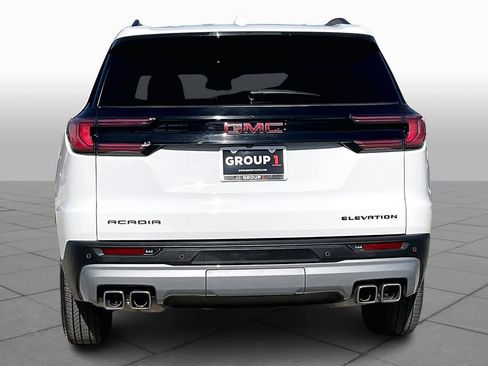 Used 2025 GMC Acadia Elevation image 4