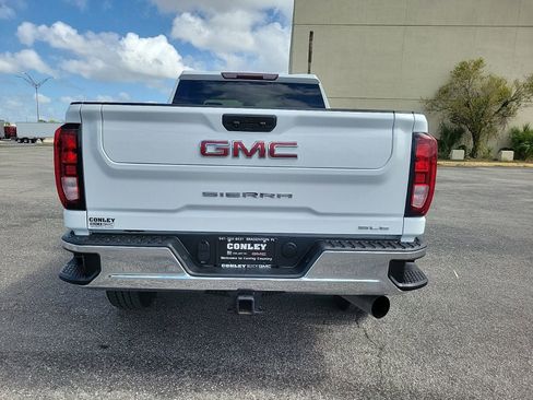 Used 2024 GMC Sierra 2500 SLE w/ SLE Value Package; image 7
