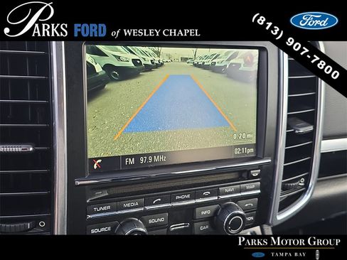 Used 2015 Porsche Cayenne S image 23