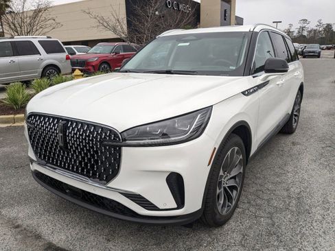 New 2025 Lincoln Aviator Reserve w/ Illumination Package image 8