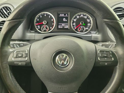 Used 2017 Volkswagen Tiguan Wolfsburg Edition FWD image 23