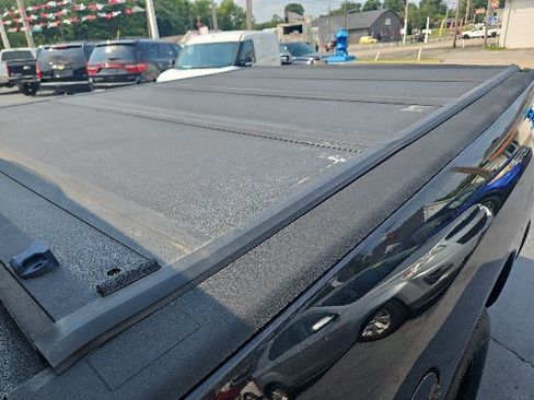 Used 2017 RAM 1500 Tradesman RWD image 7