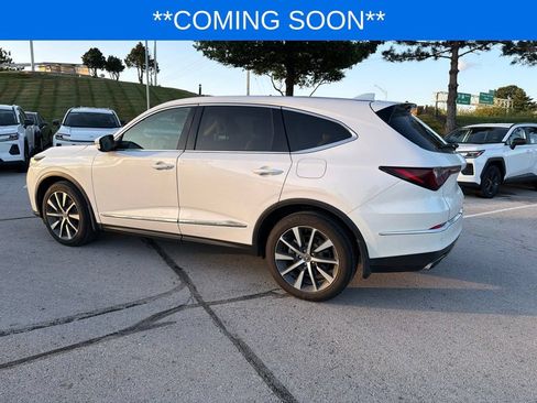 Used 2025 Acura MDX w/ Technology Package AWD/4WD image 10