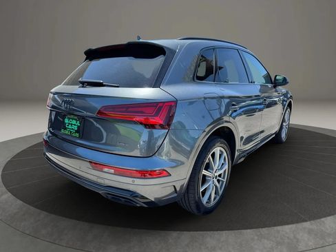 Used 2022 Audi Q5 2.0T Premium Plus w/ Premium Plus Package AWD/4WD image 4