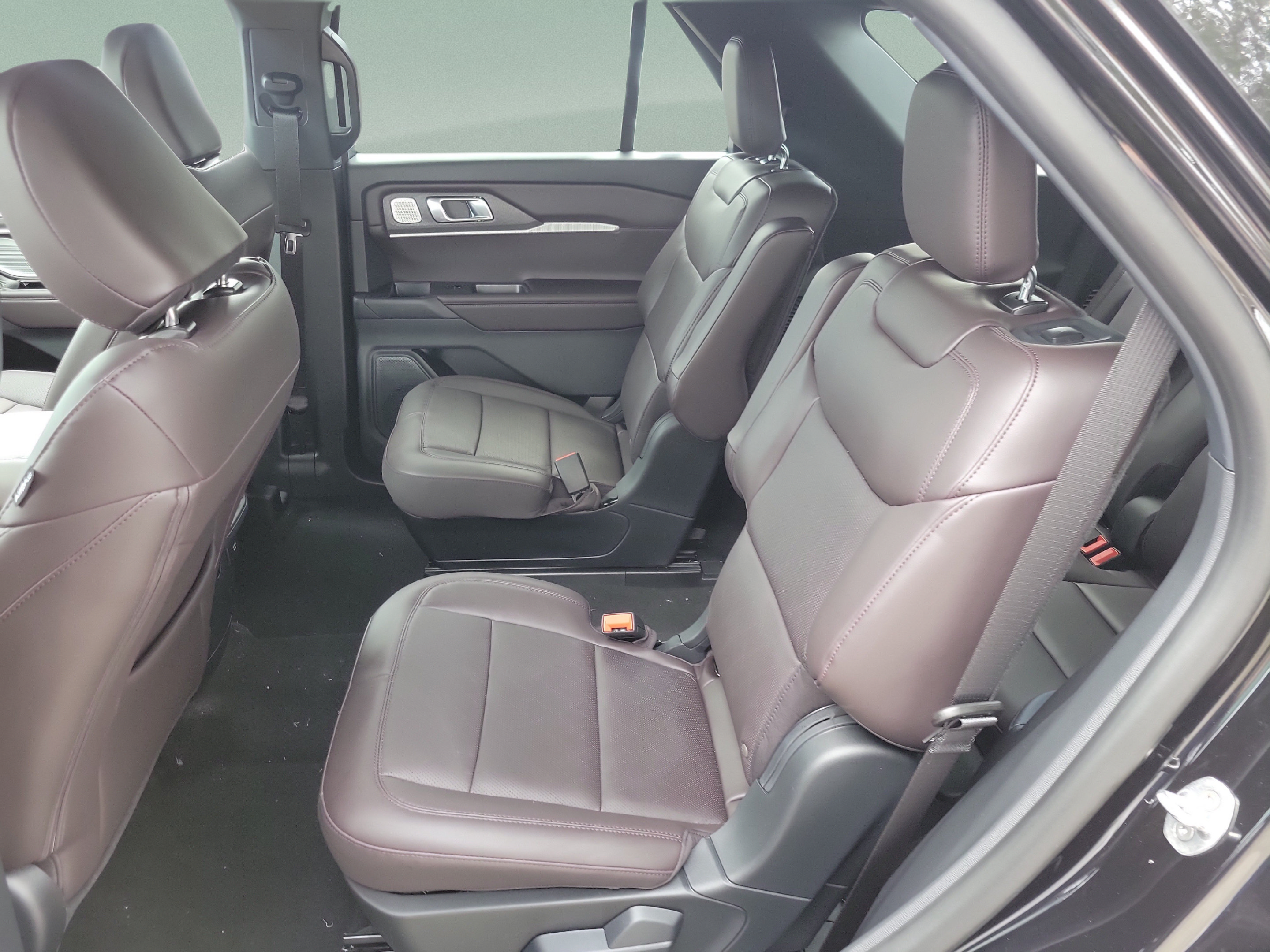 New 2026 Ford Explorer Platinum RWD image 13