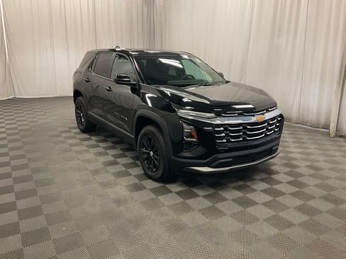 Used 2026 Chevrolet Equinox LT AWD/4WD image 25