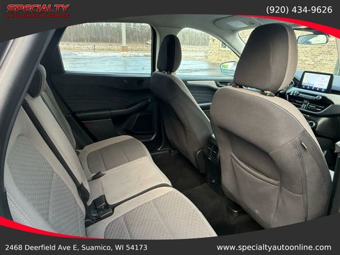 Used 2022 Ford Escape SE w/ Cold Weather Package image 23