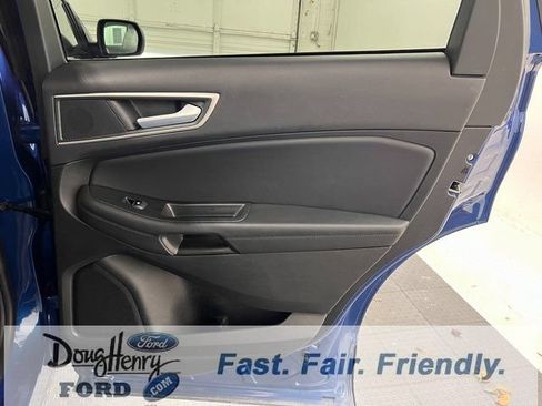 Used 2024 Ford Edge SEL AWD/4WD image 38