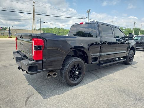 Used 2025 Ford F350 Lariat w/ Black Appearance Package AWD/4WD image 6
