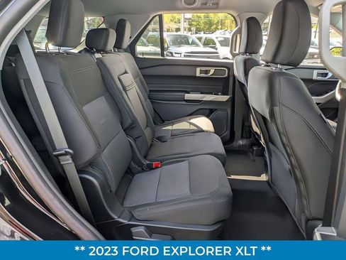 Certified 2023 Ford Explorer XLT image 31