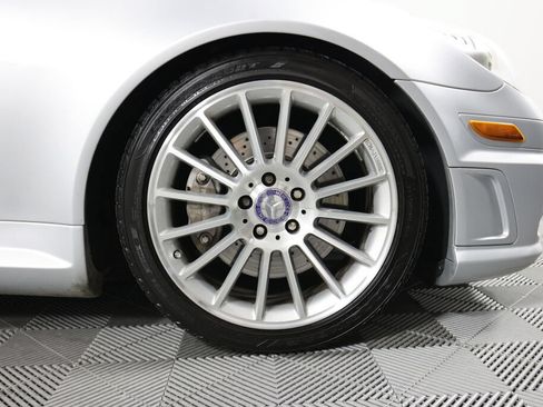 Used 2010 Mercedes-Benz SLK 350 image 8