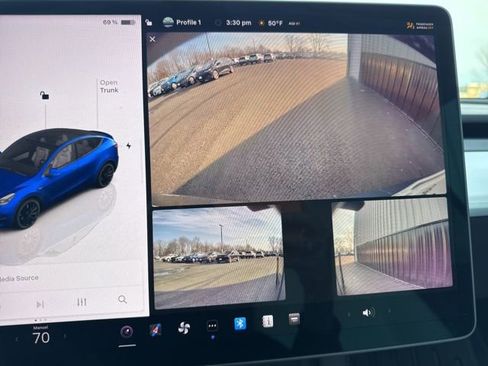 Used 2022 Tesla Model Y Performance image 28