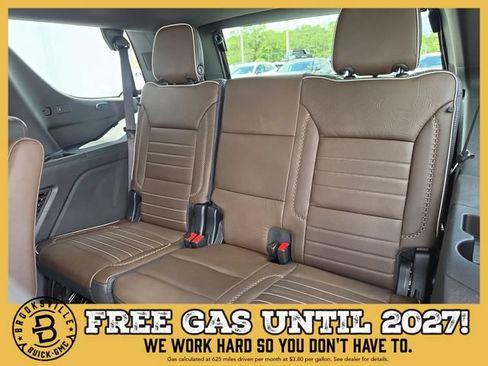 New 2026 GMC Yukon Denali Ultimate AWD/4WD image 17