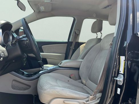 Used 2012 Dodge Journey SXT w/ Flexible Seating Group FWD image 8