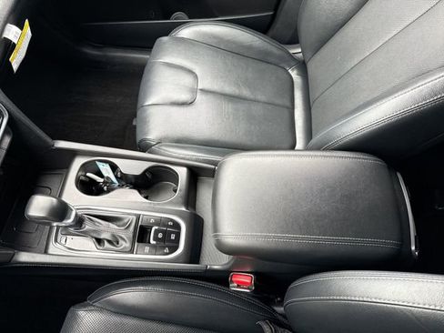 Used 2020 Hyundai Santa Fe SEL image 21