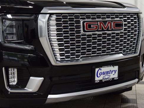Used 2024 GMC Yukon XL Denali w/ Advanced Technology Package AWD/4WD image 13