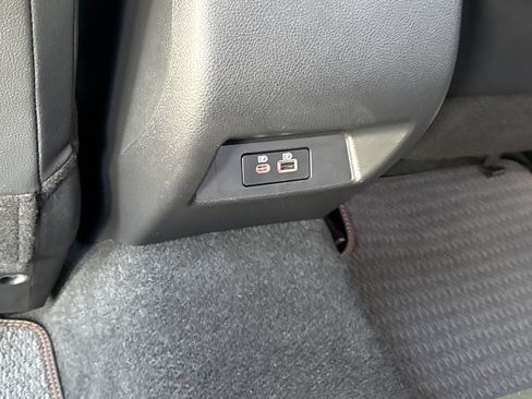 Used 2025 Nissan Altima 2.5 SR w/ SR Premium Package FWD image 11