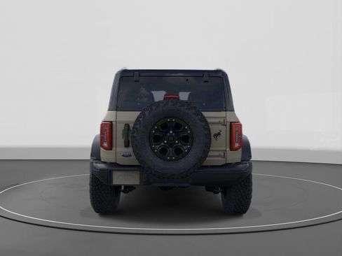 New 2026 Ford Bronco Badlands image 5