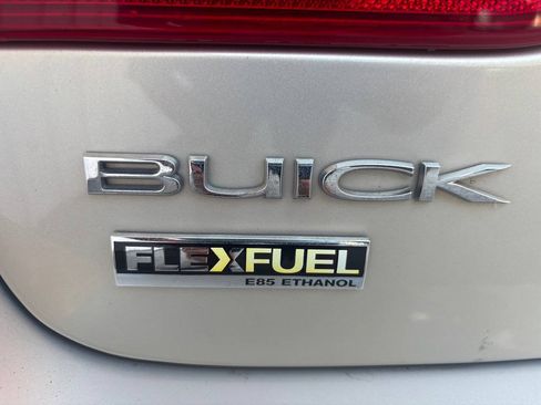 Used 2009 Buick Lucerne CXL w/ Driver Confidence Package FWD image 16