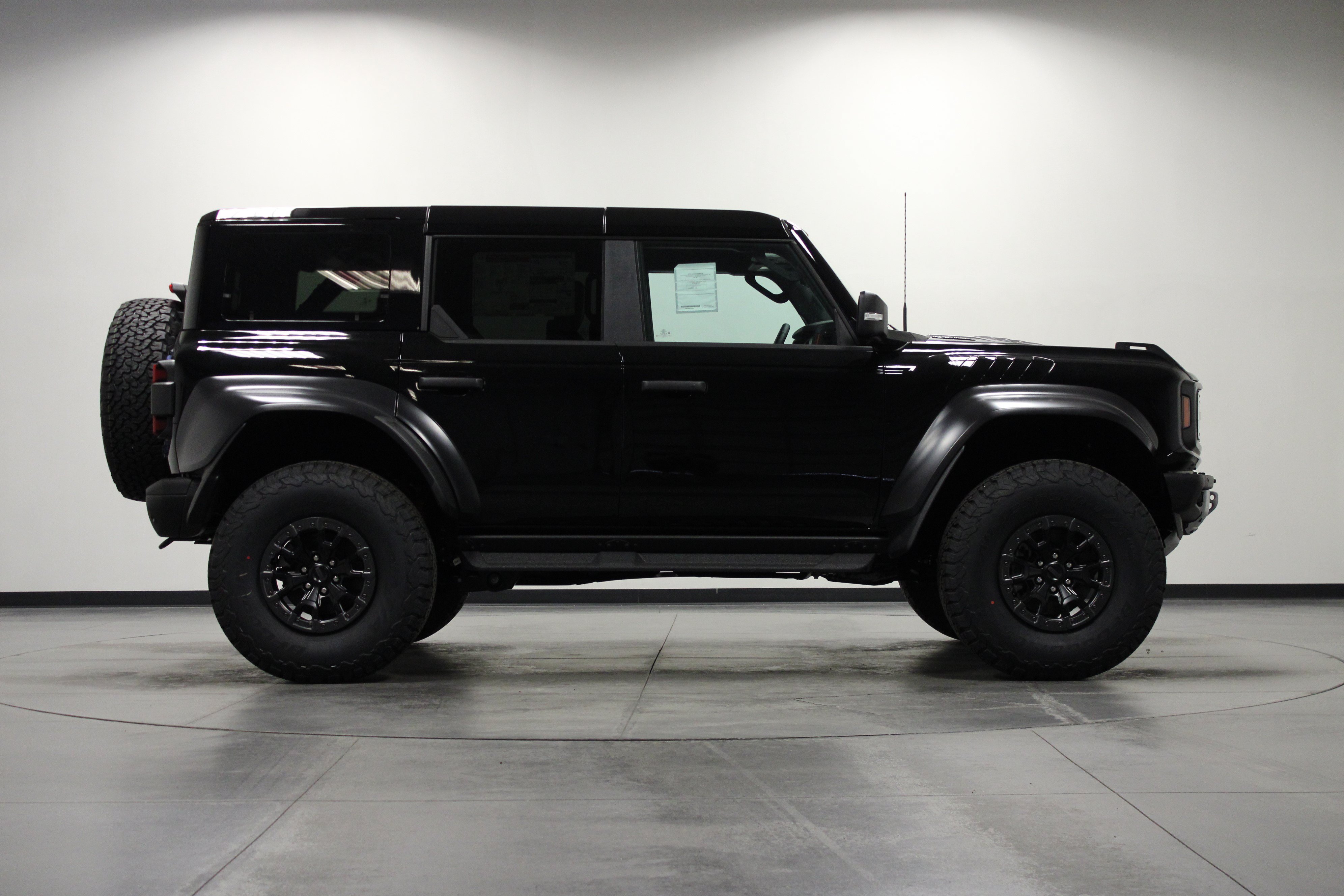 New 2026 Ford Bronco Raptor AWD/4WD image 3