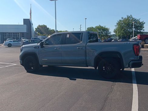 Used 2024 GMC Sierra 1500 Elevation AWD/4WD image 9