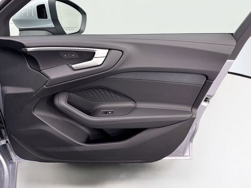 Used 2025 Audi A5 2.0T Premium image 24