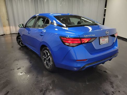 Used 2025 Nissan Sentra SV FWD image 6