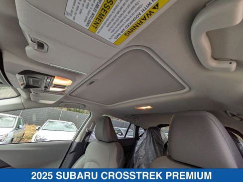 Certified 2025 Subaru Crosstrek 2.0i Premium image 10