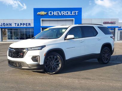Used 2023 Chevrolet Traverse RS