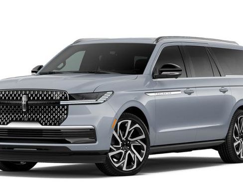 New 2026 Lincoln Navigator L Reserve AWD/4WD image 24