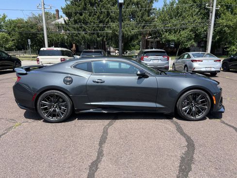Used 2018 Chevrolet Camaro ZL1 RWD image 8