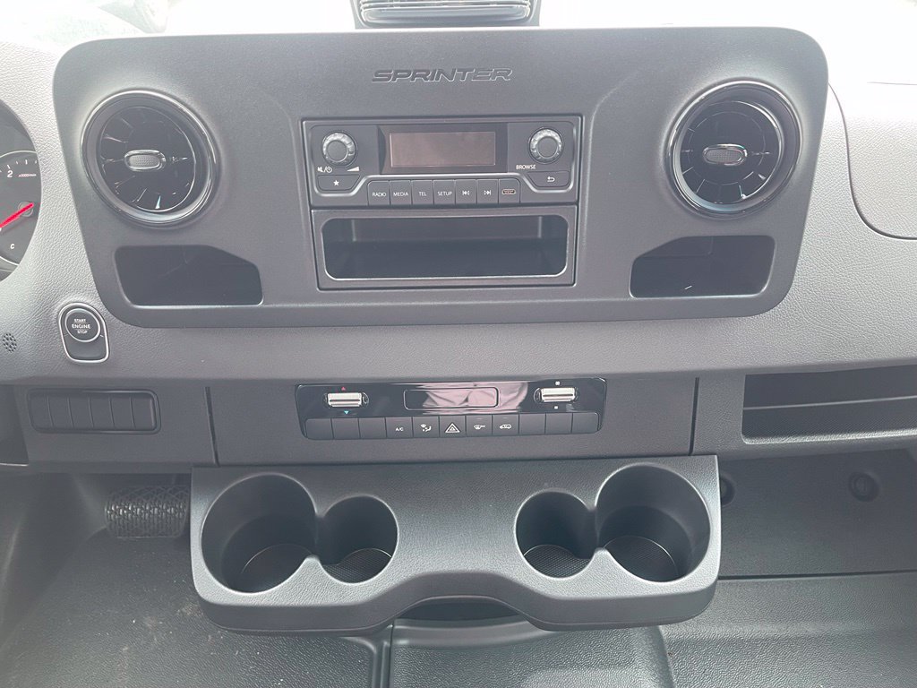 New 2025 Mercedes-Benz Sprinter 2500 image 11