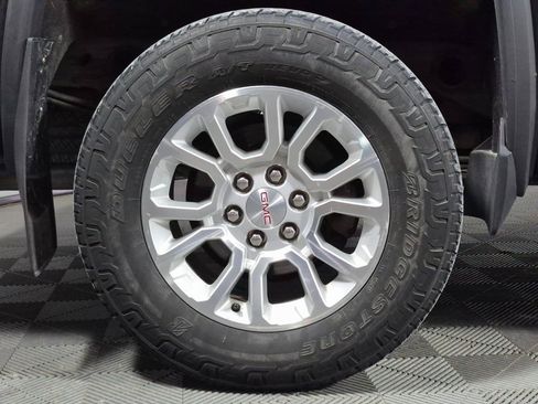 Used 2015 GMC Sierra 1500 SLE w/ SLE Value Package image 23