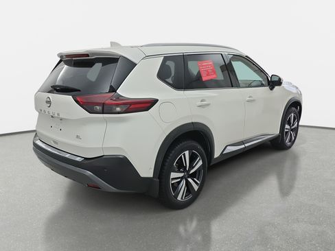 Certified 2023 Nissan Rogue SL w/ SL Premium Package image 5