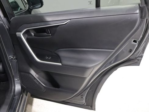 Used 2025 Toyota RAV4 LE AWD/4WD image 20