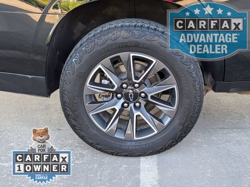 Certified 2024 Chevrolet Tahoe Z71 w/ Luxury Package AWD/4WD image 4