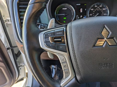 Used 2018 Mitsubishi Outlander GT image 33