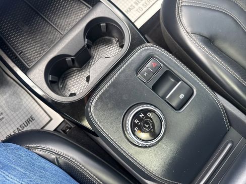 Used 2021 Ford Mustang Mach-E Premium AWD/4WD image 37