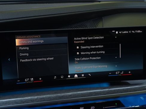 Used 2023 BMW i7 xDrive60 AWD/4WD image 52
