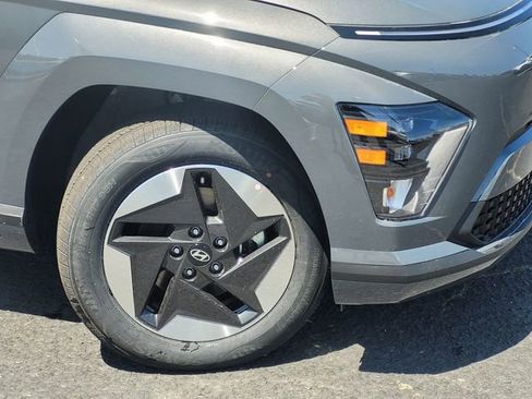 New 2025 Hyundai Kona SEL image 5