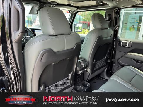 New 2026 Jeep Gladiator Mojave AWD/4WD image 14