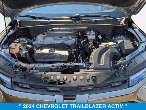 Used 2024 Chevrolet TrailBlazer ACTIV w/ Driver Confidence Package AWD/4WD image 40