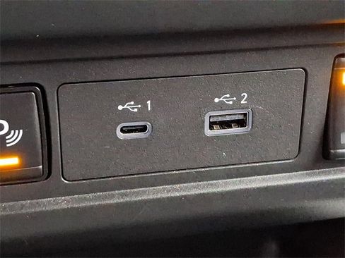 Used 2025 Nissan Frontier SV w/ SV Convenience Package image 27