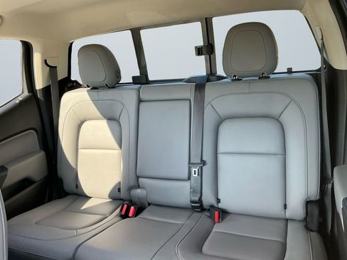 Used 2018 Chevrolet Colorado LT w/ Luxury Package, Chrome AWD/4WD image 5