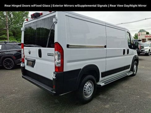 Used 2025 RAM ProMaster 2500 w/ U-Haul Equipment Group FWD image 10