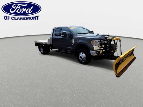 Used 2020 Ford F350 XLT w/ XLT Value Package AWD/4WD image 2